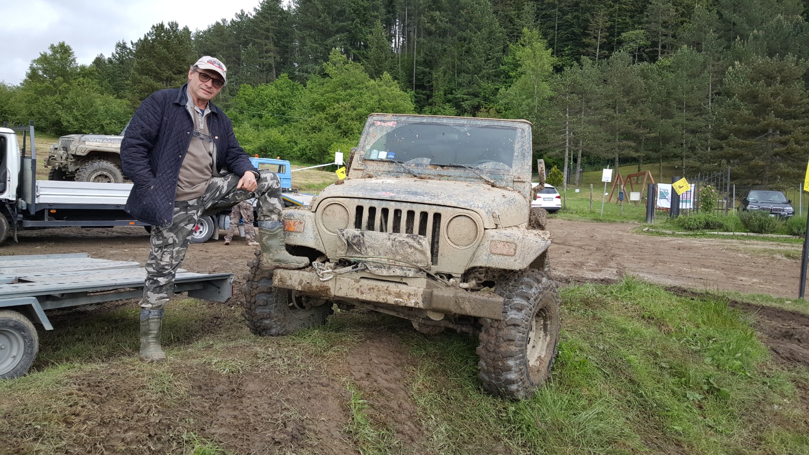 Jeep preparata per il fuoristrada da RENEGADECLUB